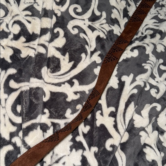 πππ»π β’ π€ Buckle x They see when you cβminβ¦ Vibes π
ππ
- Picture 8 of 9